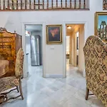 Palacio Marques Vega Armijo & Casco Historico