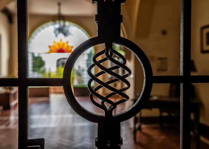 Palacio Marques Vega Armijo & Casco Historico * Κόρδοβα