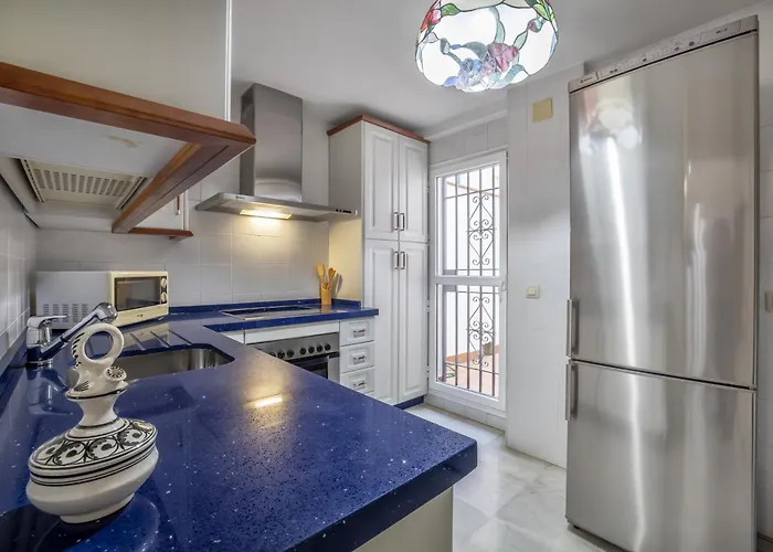 Palacio Marques Vega Armijo & Casco Historico