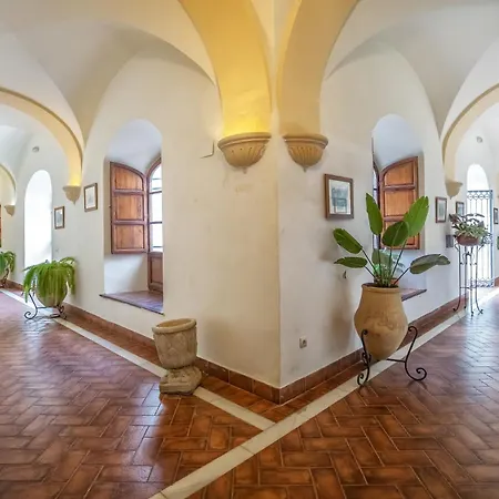 Palacio Marques Vega Armijo & Casco Historico דירה